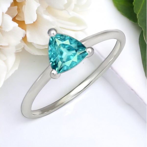 Bague Apatite Bleue Néon