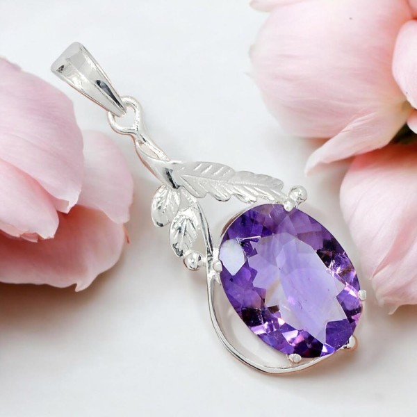 Pendentif Amethyste Facetté - Ovale